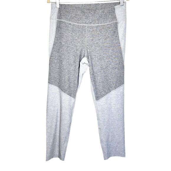 Outdoor Voices Gray Mid Rise Two Tone 3/4 Active Warm Up Leggings Women Sz XL - Picture 3 of 6